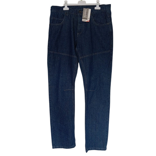 Jeans homme Eldys à 10 € – 2 modèles, tailles 40 et 42