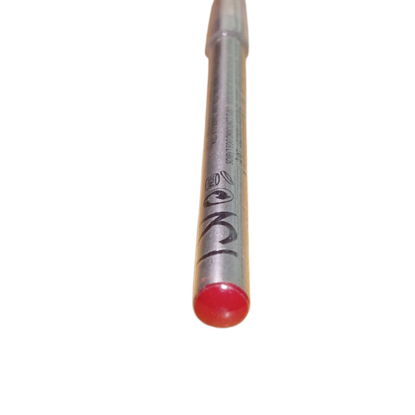 Crayon contour des lèvres Europ Cosmetic 3 couleurs disponibles