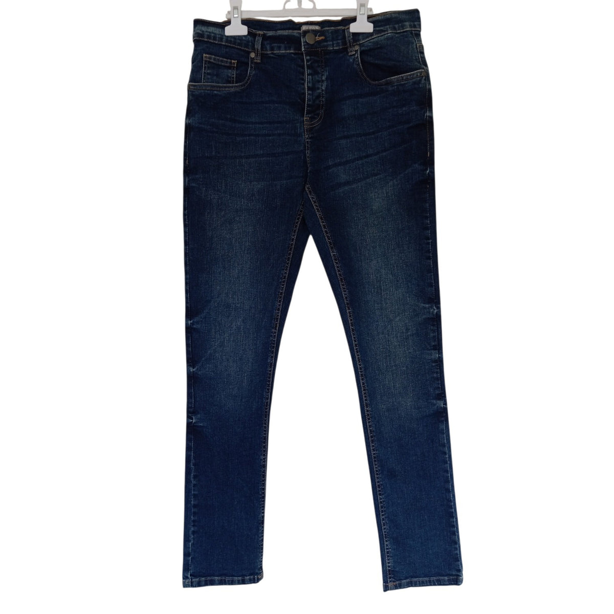 Jeans homme Eldys à 10 € – 2 modèles, tailles 40 et 42