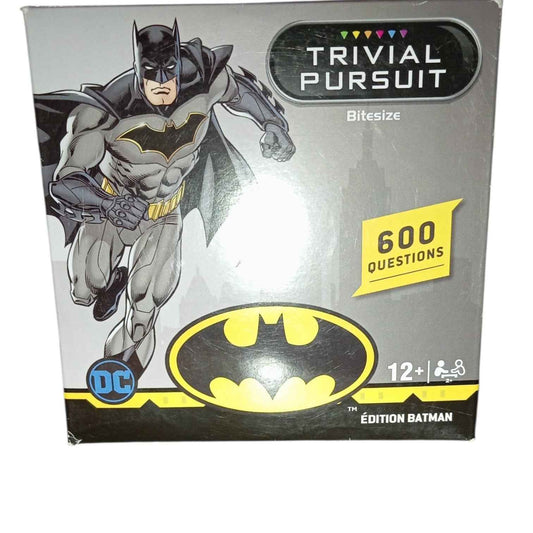 Trivial Pursuit Hasbro Batman Jeu de connaissances pour les fans de Gotham City